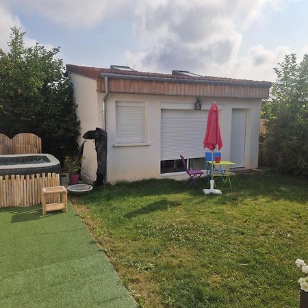 La Serenite Balinaise, Chambre Et Sdb Privee, Jardin , Piscine Et Jacuzzi En Saison, Pres De Chantilly, Parc Asterix Et Cdg Et Paris En 20' Orry-La-Ville Extérieur photo