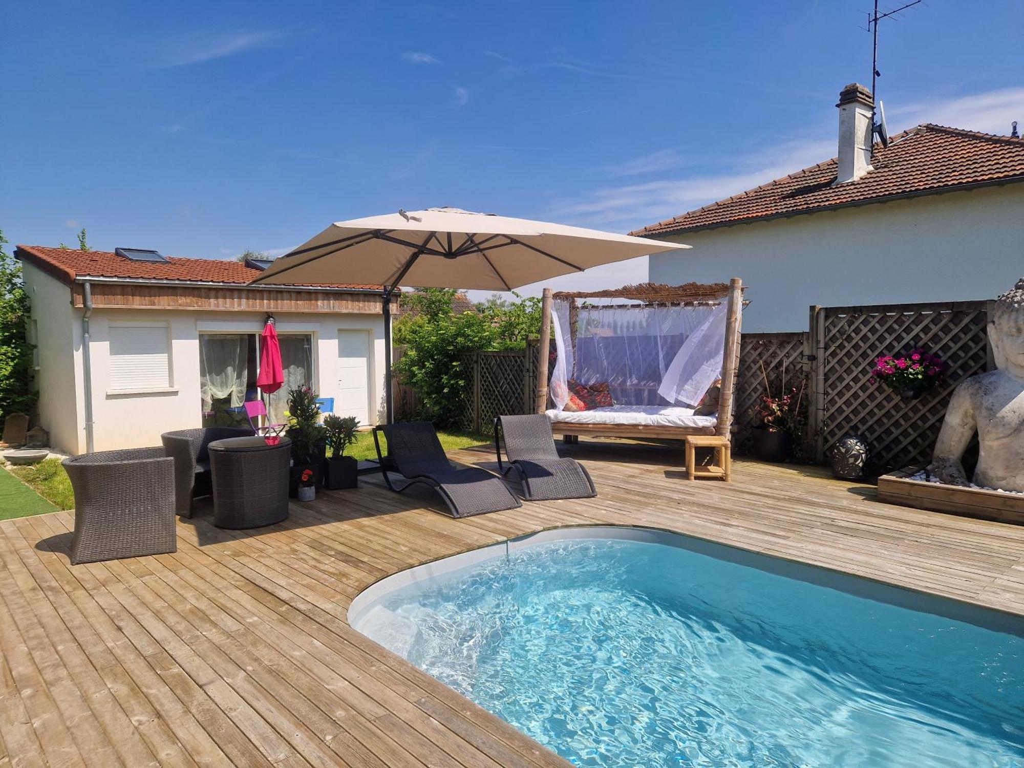 La Serenite Balinaise, Chambre Et Sdb Privee, Jardin , Piscine Et Jacuzzi En Saison, Pres De Chantilly, Parc Asterix Et Cdg Et Paris En 20' Orry-La-Ville Extérieur photo