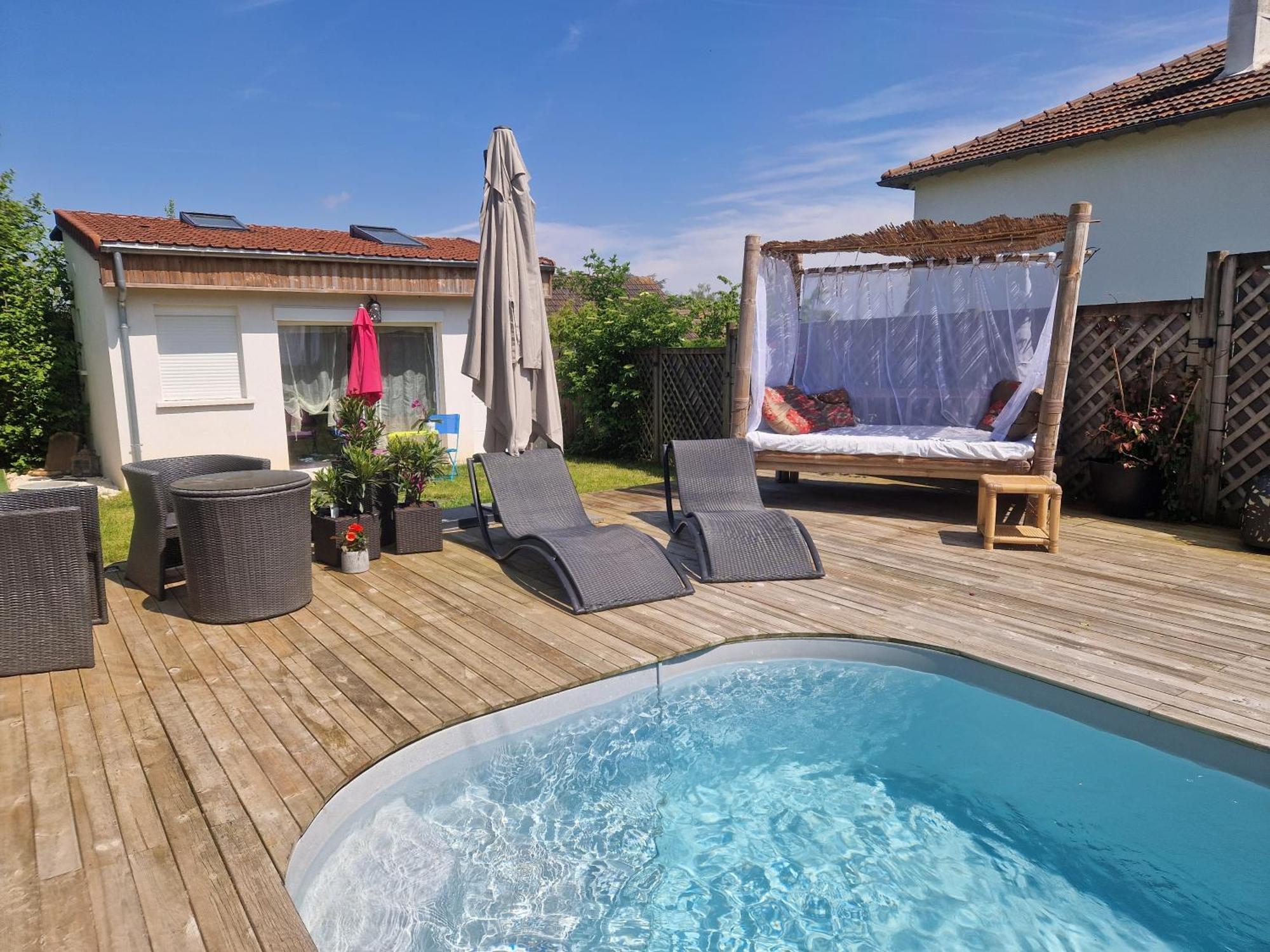 La Serenite Balinaise, Chambre Et Sdb Privee, Jardin , Piscine Et Jacuzzi En Saison, Pres De Chantilly, Parc Asterix Et Cdg Et Paris En 20' Orry-La-Ville Extérieur photo